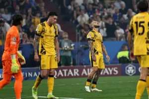 إنتر ميلان: من حلم التتويج إلى كابوس الهزيمة - آراء الصحف الإيطالية حول نهائي دوري أبطال أوروبا