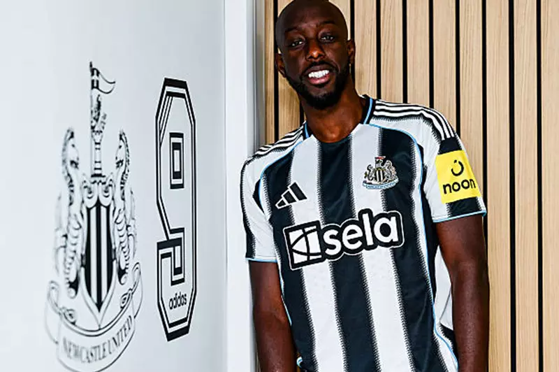 ضربة جديدة لنيوكاسل.. ويسا يواصل الغياب بسبب الإصابة ضربة جديدة لنيوكاسل.. ويسا يواصل الغياب بسبب الإصابة