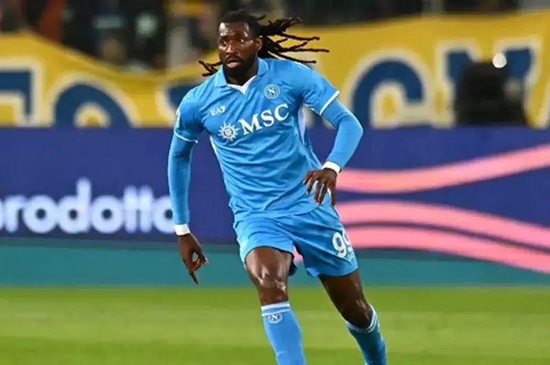 نابولي يتحرك لتجديد عقد أنجيسا نابولي يتحرك لتجديد عقد أنجيسا