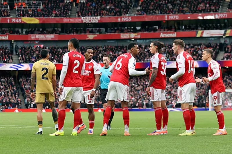 أرسنال يتصدر.. ترتيب الدوري الإنجليزي قبل الجولة العاشر أرسنال يتصدر.. ترتيب الدوري الإنجليزي قبل الجولة العاشر